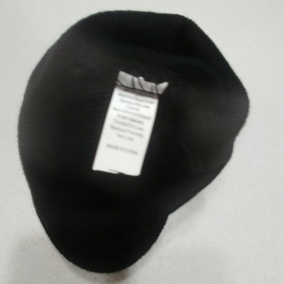 Classic Turn-Up Knit Beanie - Picture 5 of 5